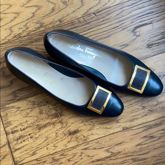🌟Salvatore Ferragamo Pumps🌟 - Picture 7 of 16